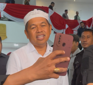 Rute KRL Batal ke Karawang Jadi Atensi KDM