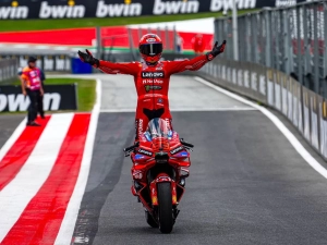 MARQUEZ RAJA MOTOGP LAGI! Kunci Gelar Dunia di Motegi, Tangis Haru Pecah Usai Balapan