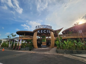 Kampung Kecil yang Instagramable Kini Hadir di Jantung Karawang