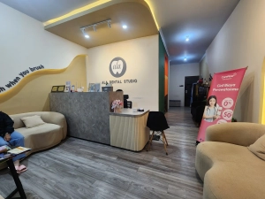 Senyum Sehat Bebas Tegang! Ala Dental Studio Hadir di Karawang, Bikin Perawatan Gigi Jadi Nyaman