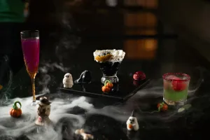 ‘Ghosts’ Night Out’ Resinda Hotel Karawang: Pesta Halloween Meriah dengan DJ dan Cocktails Spesial!
