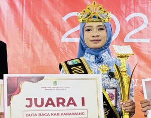 Siti Padilah dari Cilamaya Sabet Gelar Duta Baca Karawang 2025