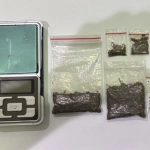 Polisi Ringkus Pengedar Tembakau Sintetis di Karawang Barat