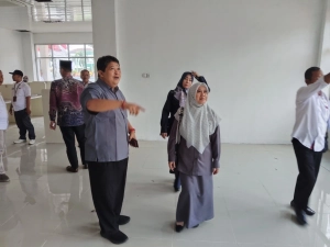 Gedung Baru Bapenda Karawang Retak dan Tidak Rata, DPRD Minta PUPR Turun Tangan