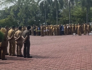HEBOH! Usai Disnakertrans ‘Terbang’ ke Bali, Bupati Karawang Aep Larang ASN Naik Pesawat untuk Dinas