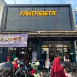 Cuci Gudang Buy 1 Get 1 Fantasista 2025 Diserbu Pengunjung, Offline Store Karawang Dipadati Ratusan Pembeli