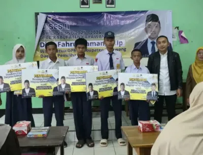 Senyum Cerah Siswa SMPN 7 Karawang Barat: Beasiswa dan Harapan Baru di Bangku Sekolah