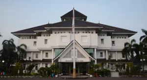 Pemkab Karawang Larang WFA, ASN Wajib Pastikan Pelayanan Publik Tetap Optimal