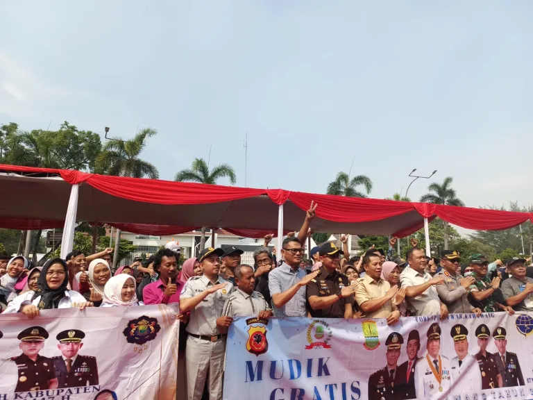 Pemkab Karawang Lepas 1.197 Peserta Mudik Gratis, Jumlah Bus Meningkat