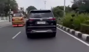 Polres Karawang Tangani Kecelakaan Viral di Jalan Tuparev, Pengemudi Innova Diduga Kurang Konsentrasi